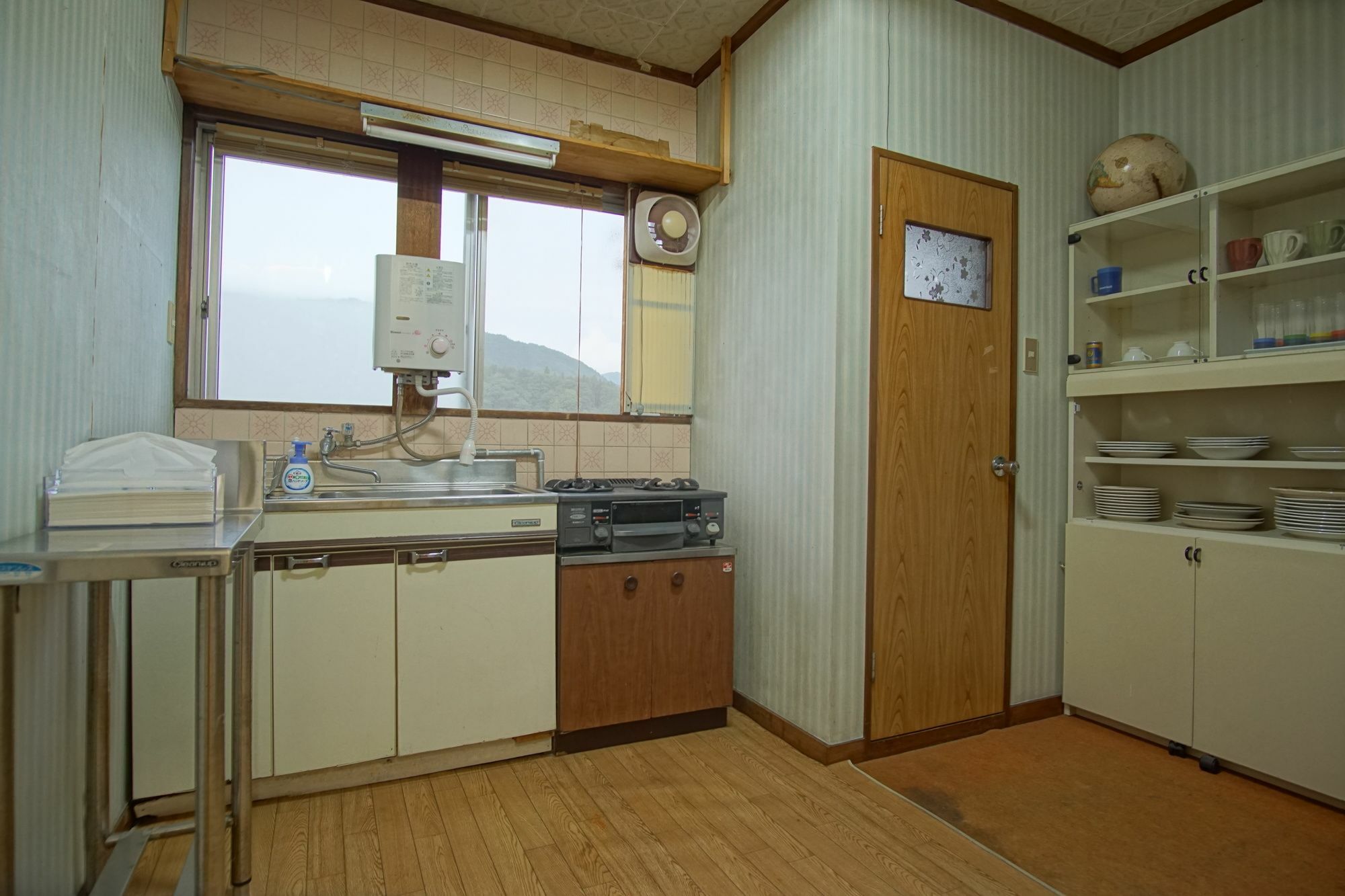 Hakuba Station Guesthouse En Exterior foto